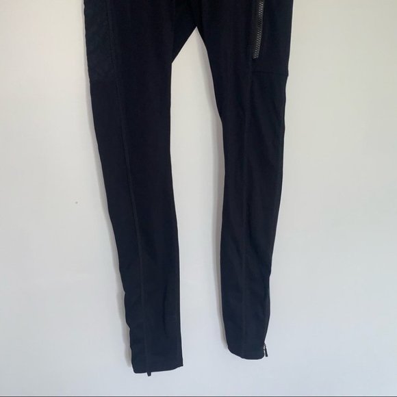 Fabletics Leggings Size Extra Small Black Trinity High-Waisted‎ Utility Zippers - Picture 12 of 13